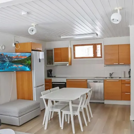 Holiday home Alppikylae 4b Paritalo By Interhome *