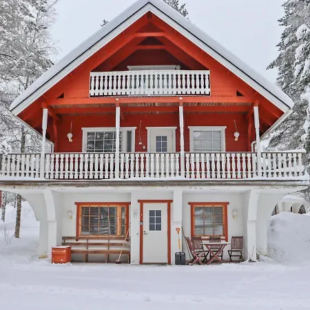 Holiday home Holiday Alppikylae 4b Paritalo By Interhome *